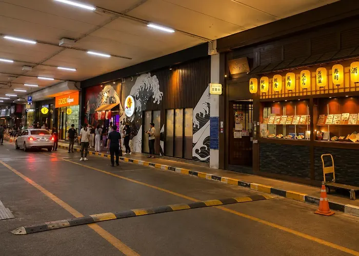 Huge New 3 Pax Walk To Bts Value 公寓
